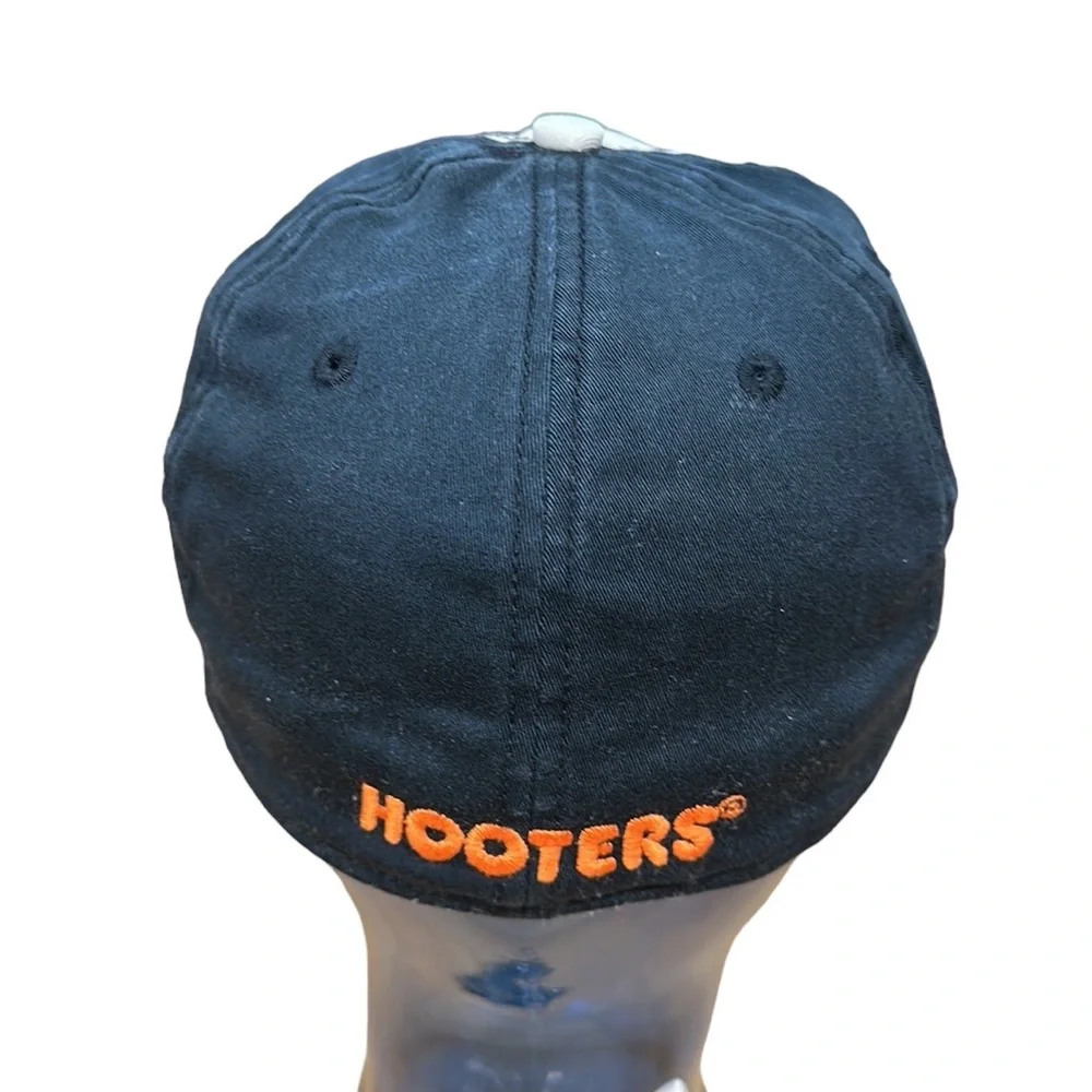 Hooters Motorcycles Khaki Tan Black Skull Embroidered Baseball Cap Hat Falcon